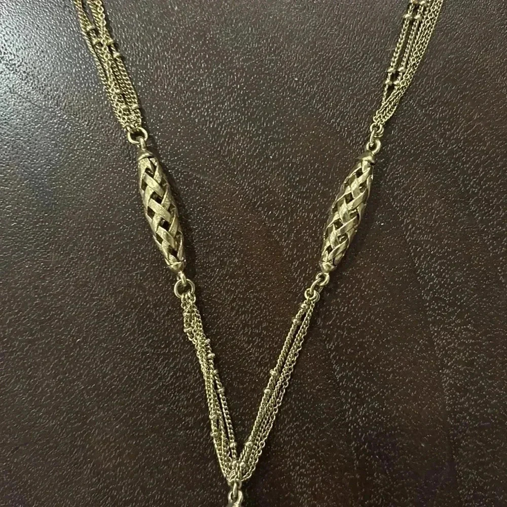 Pretty necklace - Picture 8 of 8